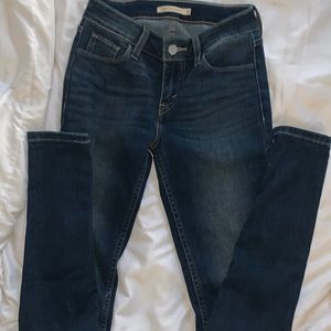 Levi’s skinny jeans
